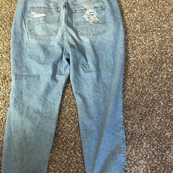 NWOTS American Eagle size 20 next level stretch high waisted mom jeans - Picture 4 of 4